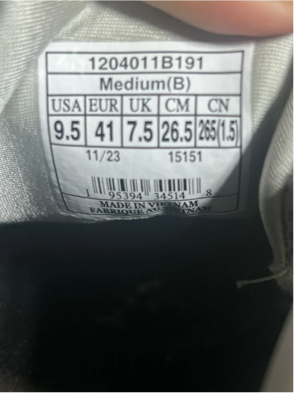 Brooks Trace 3 Sneakers Womens 9.5 White Track Road Running Shoes Oyster